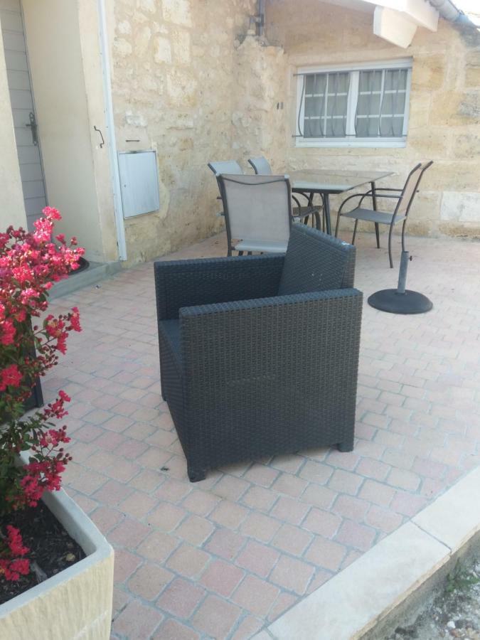 Sainte-Colombe  Gite Les Deux Meules חדר תמונה